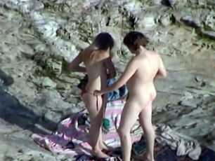 Candid bare beach poking filmed by unexperienced spycam