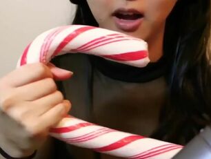 ASMR Lips: Gobbling Ginormous Candy Flog