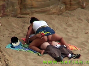 Caught boinking on the beach in spycam movie compilation